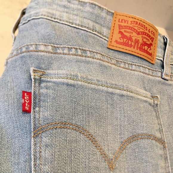 NWT Levis Skinny Jeans - Picture 2 of 10